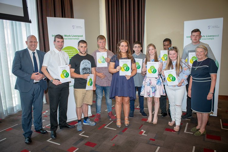 lpoolcouncil's tweet photo. Nine young people with learning disabilities who have been through a programme to help them into work have now graduated: https://t.co/KVN1zYLcw4 β¦ ππ https://t.co/ItdERJcq8J