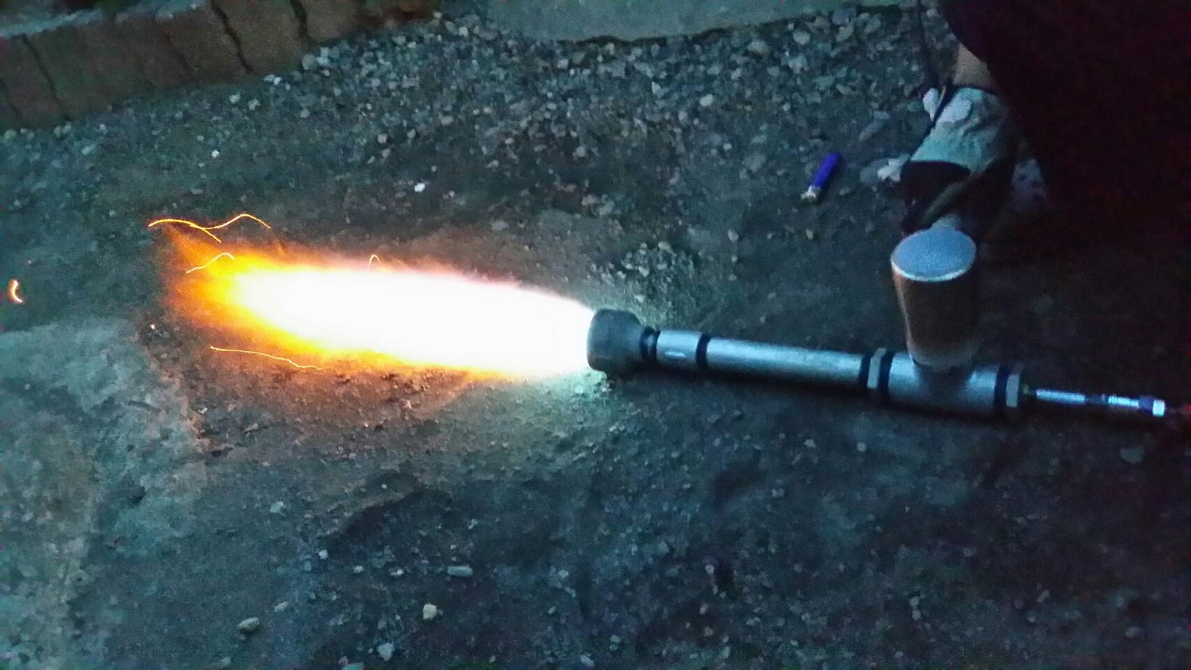 鍛冶屋モドキ 中学の頃七輪とバーベキュー用の炭から始めた鍛冶屋モドキ 気が付いたらガスバーナーとガス炉自作してた変態でございます