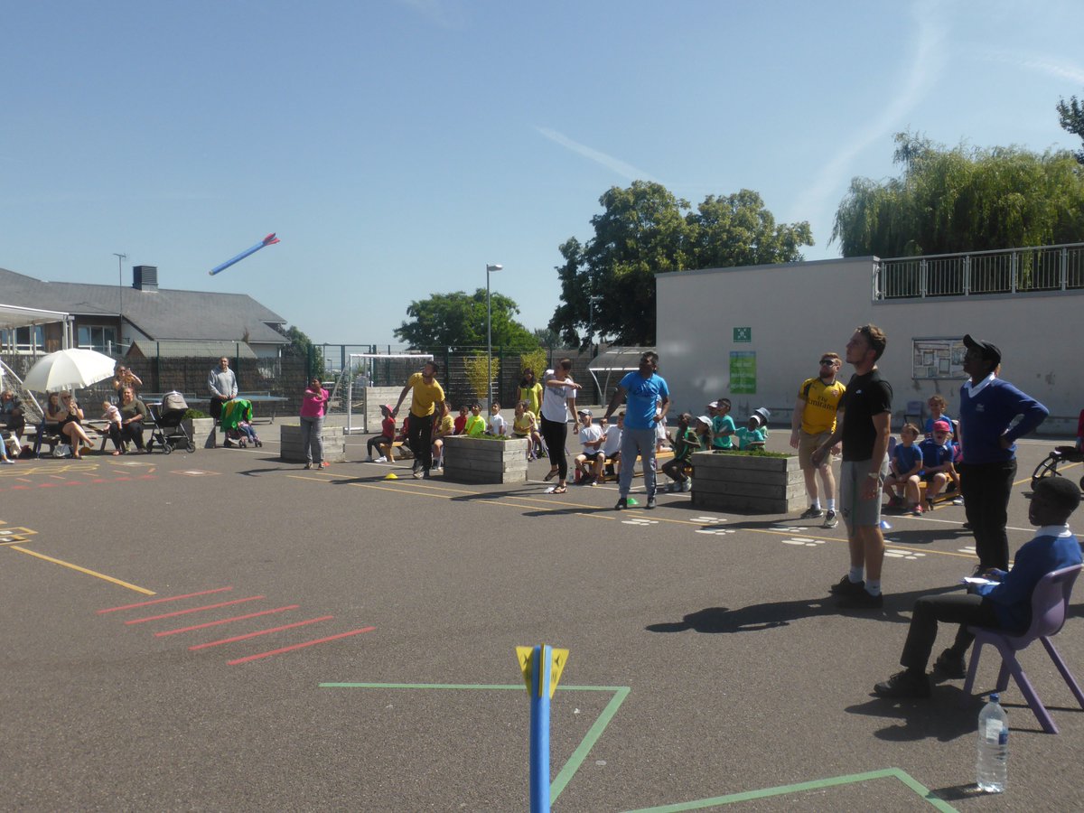 Hazel@Foxfield tweet media