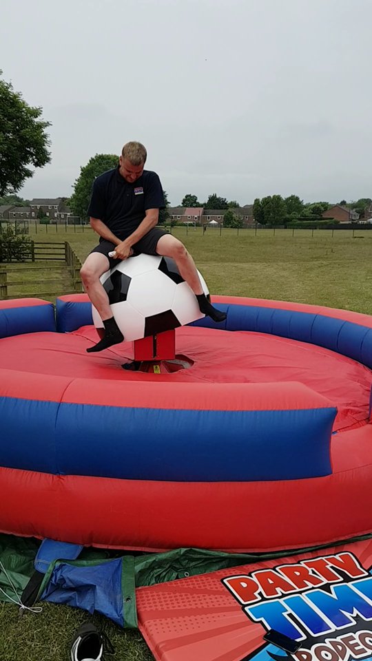 Partytimedurham's tweet photo. ***World Cup 2018***
Planning a world cup party in the North East? Look no further, we have lots of fun football inflatables and games for hire...
https://t.co/mFbzFqib36
#WorldCup #WorldCupRussia2018 #WorldCup2018 #Fun #RodeoFootball #FootballInflatables #FootballsComingHome https://t.co/PghAwlkfet