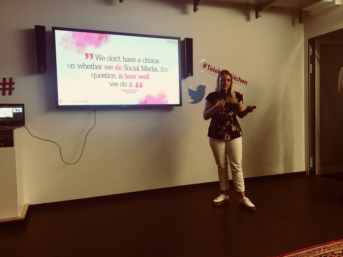 Super Impulse zum Thema „Social Media - geht’s im Job noch ohne?“ von meiner lieben Kollegin <a href="/coffeeandsteph/">Steffi Tönjes ☕️</a> im Kitchen Talk! Klares #Social - Vorbild! 🙂#TelekomKitchen #Telekomwall