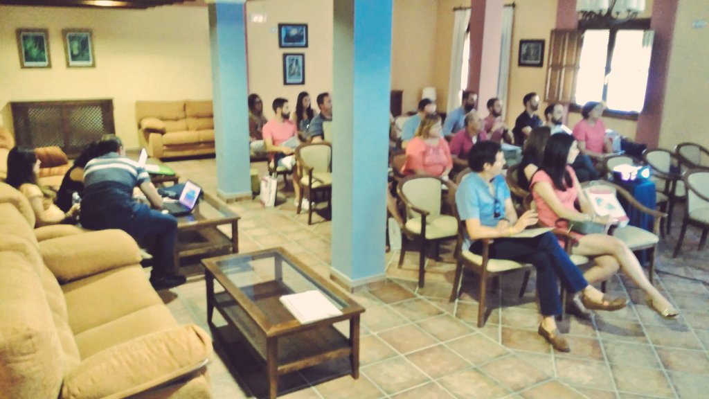 Panel de experiencias en la actividad "II Jornadas Regionales de Residencias Escolares" <a href="/ceppriegomonti/">CEP Priego Montilla</a>