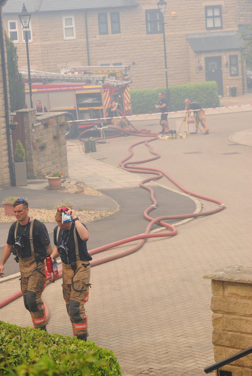 Stalybridgefoto's tweet photo. #carrbrook #fire part 3 @MENnewsdesk @BBCRadioManc @BBCBreaking @BBCNWT @GranadaReports @StalybridgeCorr https://t.co/P8r5SViSDC