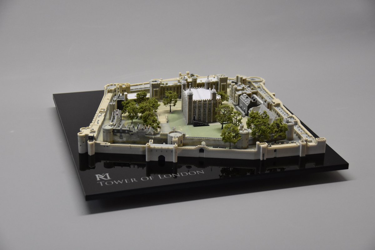 VertexModelling's tweet image. Check out this stunning colour 3D print of the Tower of London made by @lee3dprinting using our data for Rothenburg&apos;s Mittelalterliches Kriminalmuseum (Medieval Crime Museum). #3dprint #London