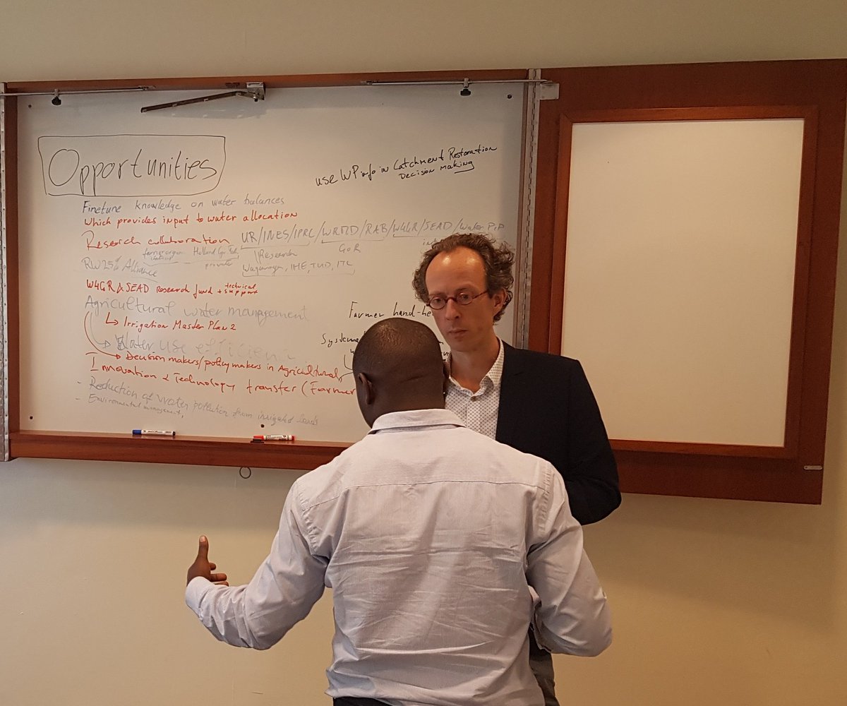 hansakwast's tweet photo. Last session of a series of 3 #waterproductivity trainings in #Rwanda. Discussing opportunities and challenges. @ihedelft @Water4GrowthRW #FAO #WaPOR @25_alliance #WaterPIP #MoreCropPerDrop https://t.co/XctuoXRZkx