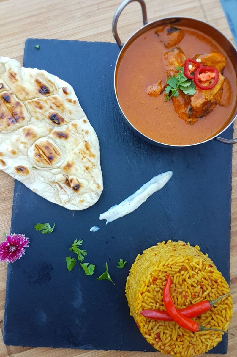 thesmokinelk's tweet photo. Knocked this lovely chicken tikka masala up yesterday using my trusty @thuros_UK tabletop grill &amp; skewer attachment, with the sauce being done in a wok on the versatile @JoyStoveUK. Served with home made naan &amp; pilau rice. #ukbbqweek https://t.co/Stciuk55lE