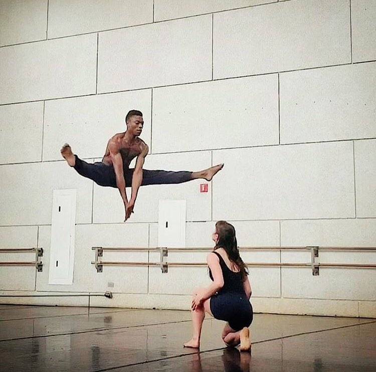 UsdanArts's tweet image. Welcome @LimonDance!  The #dancetroupe performs on campus today as part of the 50th Anniversary Festival. Exciting! #50yearsofU #dance #performingarts #SummerCamp