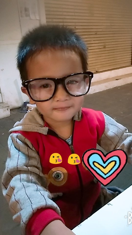 Love u boy😘😘😘