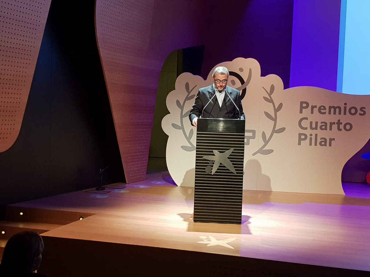 IASSAragon's tweet photo. Queremos agradecer a @cespatolero, Joaquín Carbonell y @CoroCantatutti su compañía en nuestra Primera Edición de los #PremiosCuartoPilar 😃 Ha sido un placer y un honor, GRACIAS! https://t.co/OGiddzzV4i