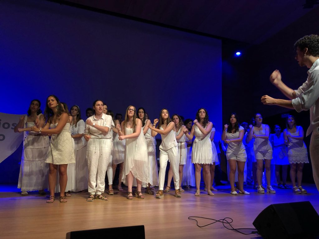 IASSAragon's tweet photo. Queremos agradecer a @cespatolero, Joaquín Carbonell y @CoroCantatutti su compañía en nuestra Primera Edición de los #PremiosCuartoPilar 😃 Ha sido un placer y un honor, GRACIAS! https://t.co/OGiddzzV4i
