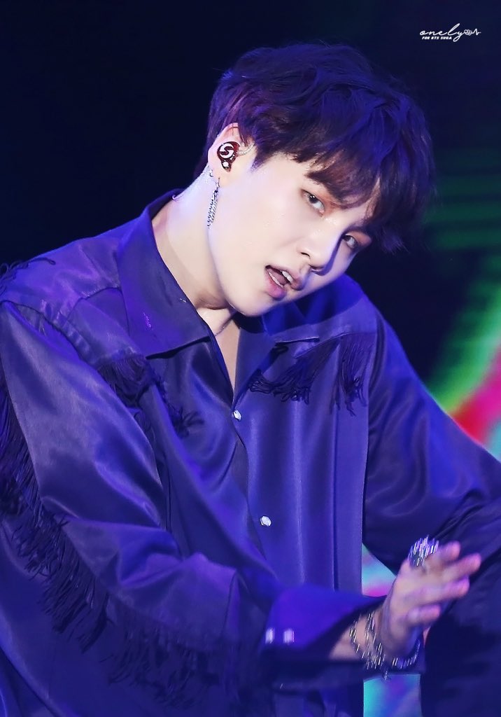 BTS Gallery tweet media
