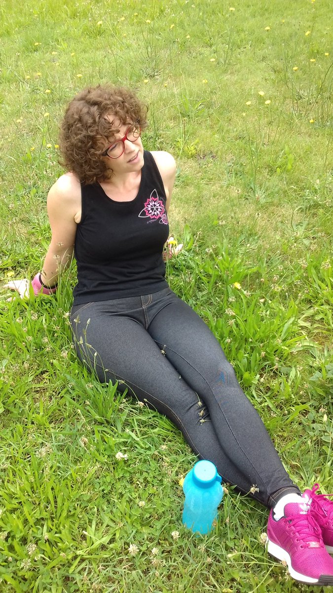 desclara1's tweet photo. ...m'as tu dit :Les #victimes ont 1 image négative de ceux qui ne les connaissent pas alors qu'elles st  belles et ce st de vraies battantes. Tu es pareil. Alors je balance : photos, séance de gym ce matin à la pause. PS ne me met pas à la porte G plus de quoi payer l'l'hôtel 😁 https://t.co/0BMRMHI1Nl