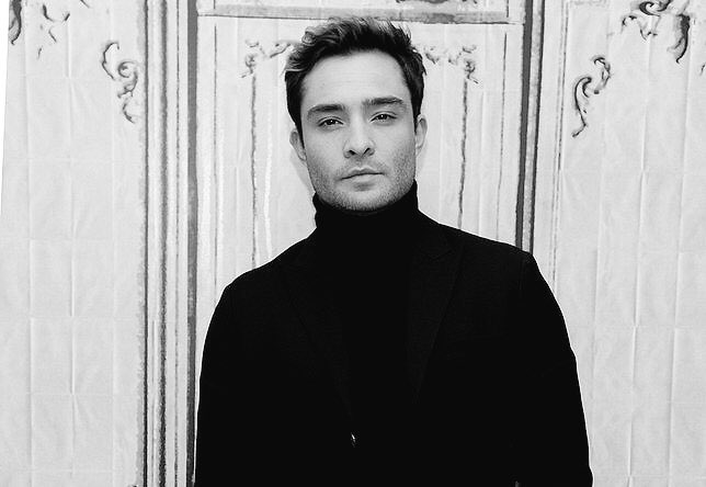 Happy Birthday to the talented and amazing Ed Westwick.  We love you Ed 