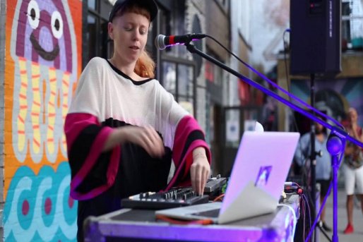 VilleDeToulon's tweet image. Festival TLN 2018
28 Juin 
19h00 - 23h00
Festival des cultures #numériques et #électroniques de #Toulon
toulon.fr/agenda/tln-fes…
@FestivalTLN