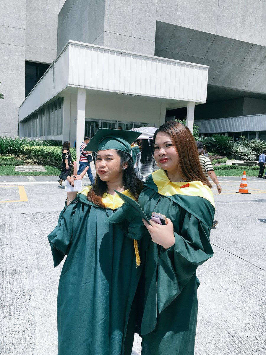 Me and my bitch made it 💯💪🏻 wait for us @weareoneEXO 😜 ya girls are gonna work hard soon ✨
#Batch2018