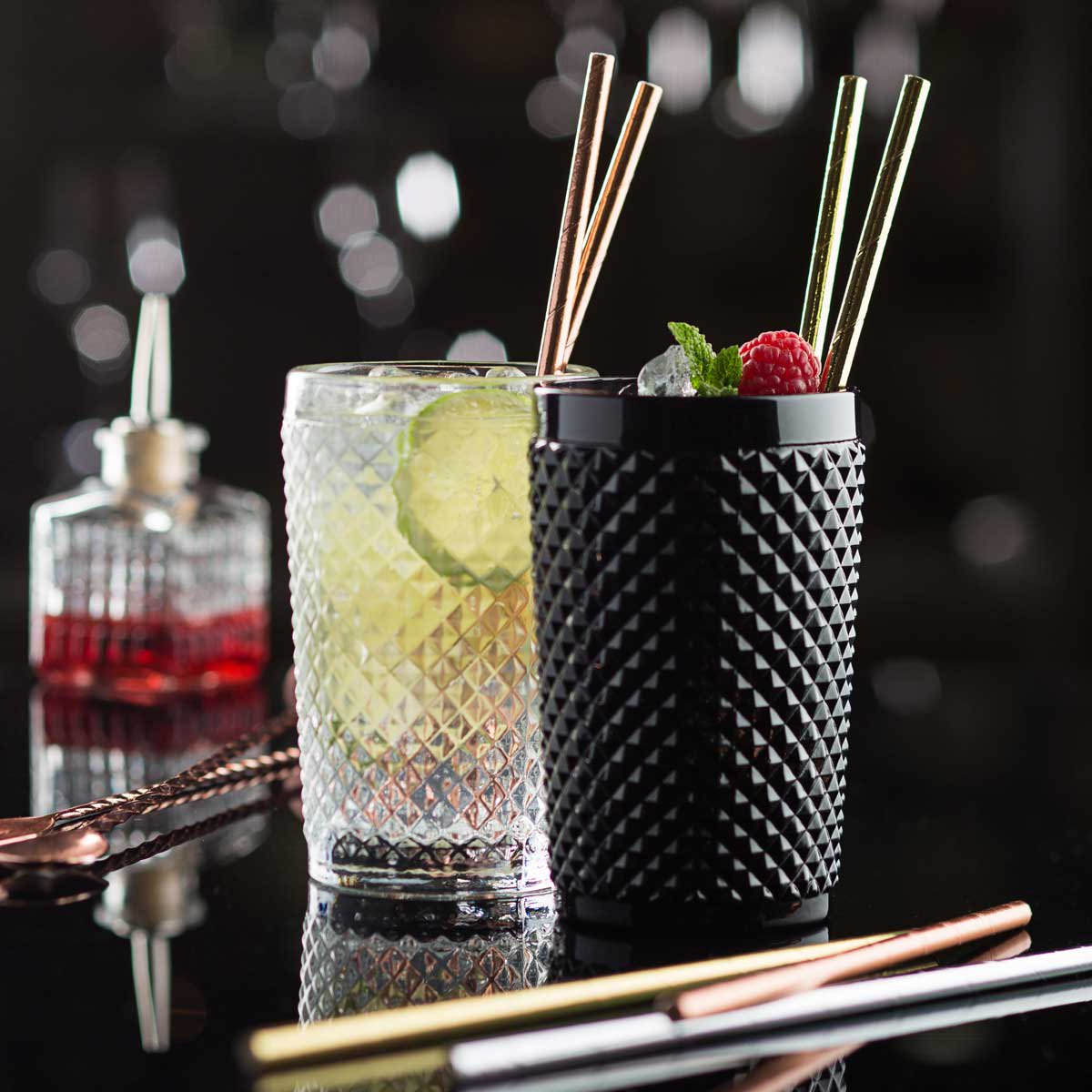 UtopiaTableware's tweet photo. Half way through the work week and we are thinking about all the cocktails that can be made with our Dante Hiballs. Seen here in Black and Clear but also available in Emerald! #UseUtopia #Cocktails #Humpday #Hospitality https://t.co/g7FyEUgb1u