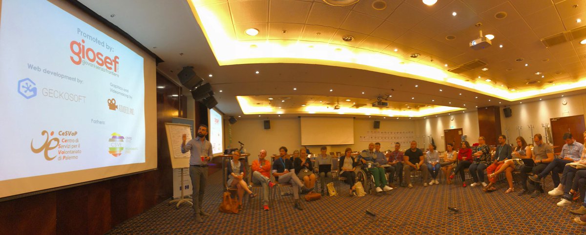 #NPCVolaInEstonia
E' stato il turno  della presentazione di #NPC stamattina a #Tallin durante i lavori del symposium Connecting the dots organizzato da EU-CoE youth partnership!
#CTD2018 #NPC donare un sorriso, ti riempie il ❤️ #EuropeanSolidarity #EuropeForCulture #Europe