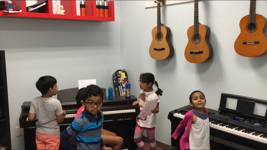 NotesNBeats's tweet image. Visual and Auditory Creativity in action!

Register at notesnbeats.com/summercamp 
#fieldtrip #SummerCamp #guitarlessons #pianolessons #guitarclasses #pianoclasses #musiclessons #artlessons #fitness #ashburn #Loudoun