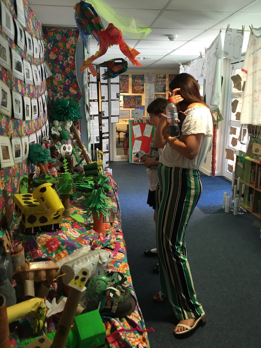 WimboldsleyCPS's tweet image. Learning ambassadors at work #WSandWMakeThatChange #incrediblework