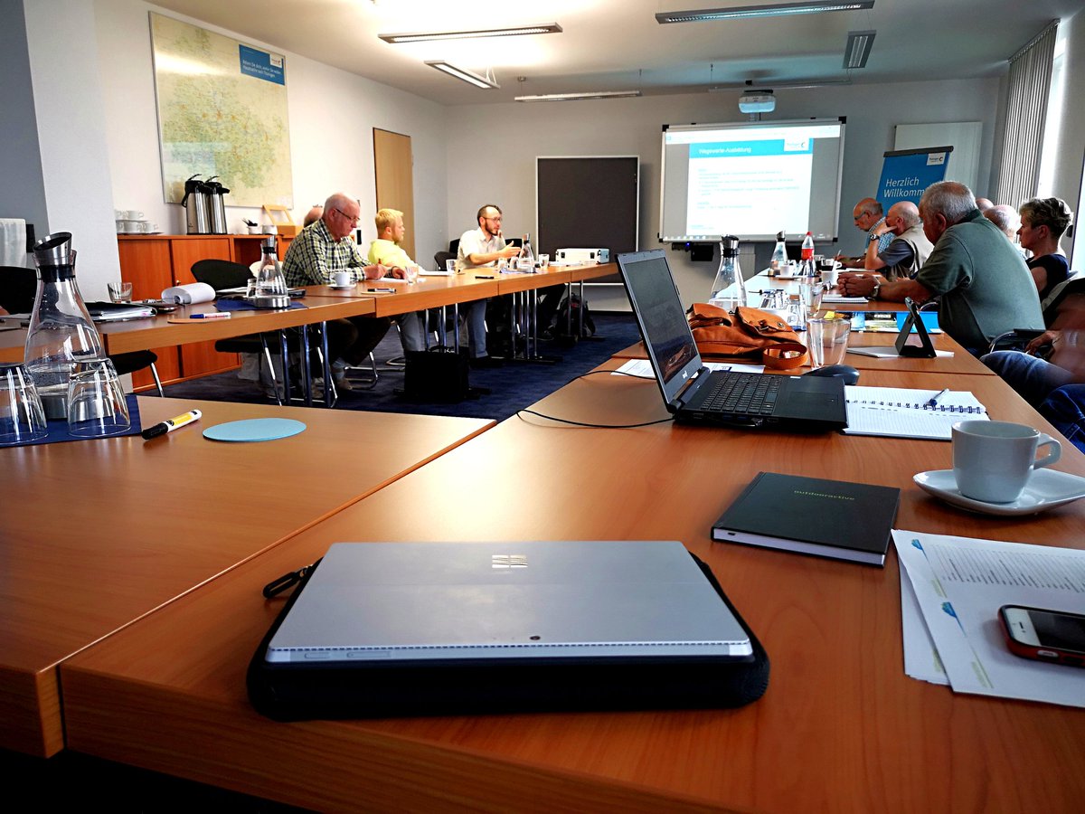 Unsere #Wegewarte sollen digital werden. Einheitliche Inventarerfassung und Beschilderungsmanagement sind das Ziel... Viel zu tun.
#deinthüringen #thüringerwald #wandern #freizeit #beschilderung