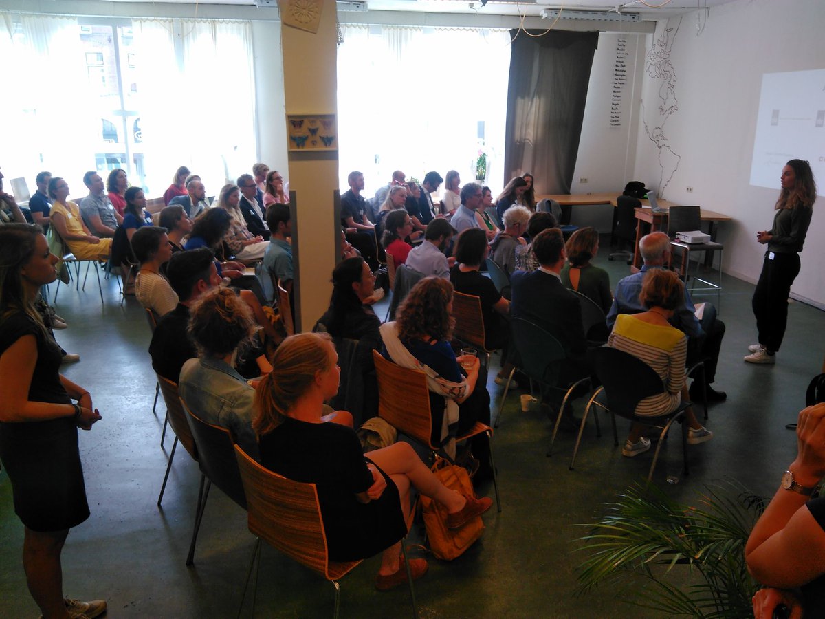 DeHoed010's tweet photo. Impact meetbaar maken om te  kunnen groeien en sturen op vergroten van je impact. Feestelijke lancering van #impactpad door @SocEntNL https://t.co/vrhq64mWDy
