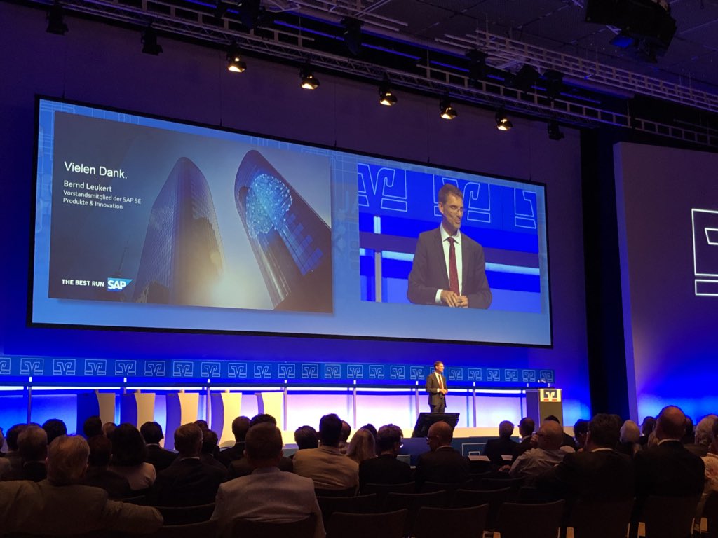 aca22's tweet image. „65 % der heutigen Grundschüler werden einen Beruf ausüben, den es heute noch gar nicht gibt.“ #BerndLeukert von #SAP beim #VR-Mittelstandstag2018