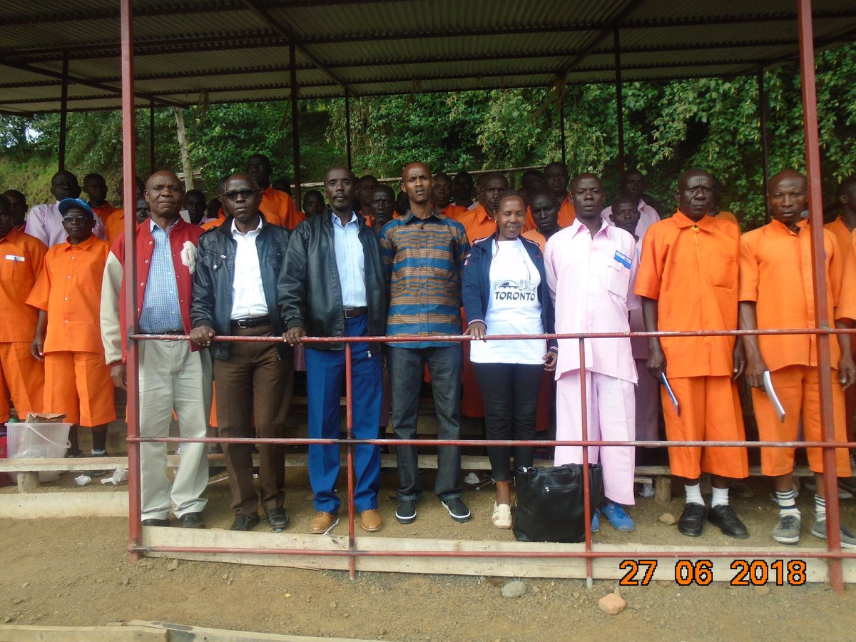 PrisonRubavu's tweet photo. Nyuma y'amahugurwa Abakoze icyaha cya Genocide bamaze guhugurwa bazahuzwa n'abo Bakoreye Icyaha cya Genocide bashingiye ku Kuri no Gusaba Imbabazi kugirango habeho Ubumwe n'Ubwiyunge nkuko bisanzwe bikorwa n'umuryango wa Prison fellowship Rwanda. https://t.co/gPdSaJq9jv