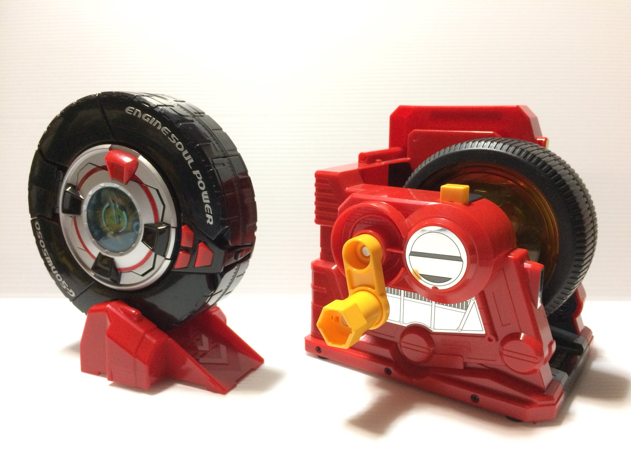 南海 N G ゴローダーgtとジャイアントローラー ベース部分が赤というあたりにつながりを感じたり 昔持ってた タックルボーイもまた買いたいなー T Co 71cvez6ndb Twitter