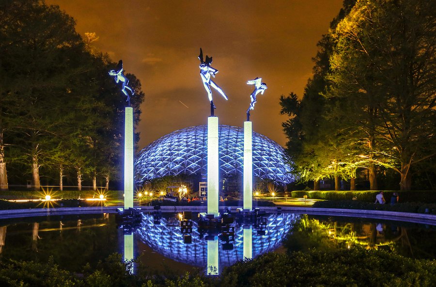 Lots going on this weekend, including the opening of #FloraBorealis at <a href="/mobotgarden/">MO Botanical Garden</a>, the <a href="/GrandCenter/">Grand Center Arts District</a> Theatre Crawl, SLAM Underground at the <a href="/StlArtMuseum/">Saint Louis Art Museum</a>, &amp; more: bit.ly/2ty24oA
