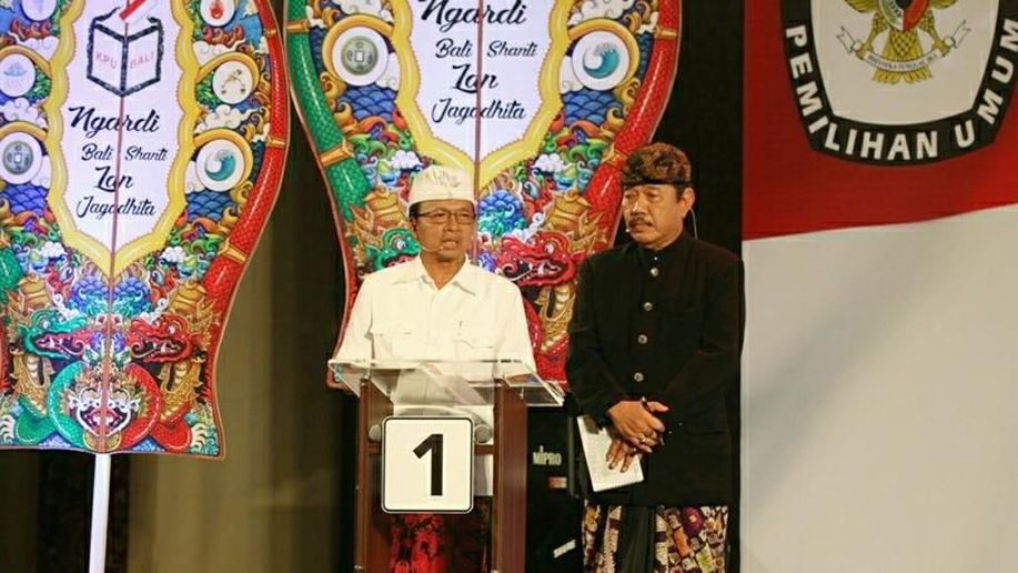 Menang, Koster Dapat Ucapan Selamat dari Jokowi Via Telepon detik.id/VnDwUV