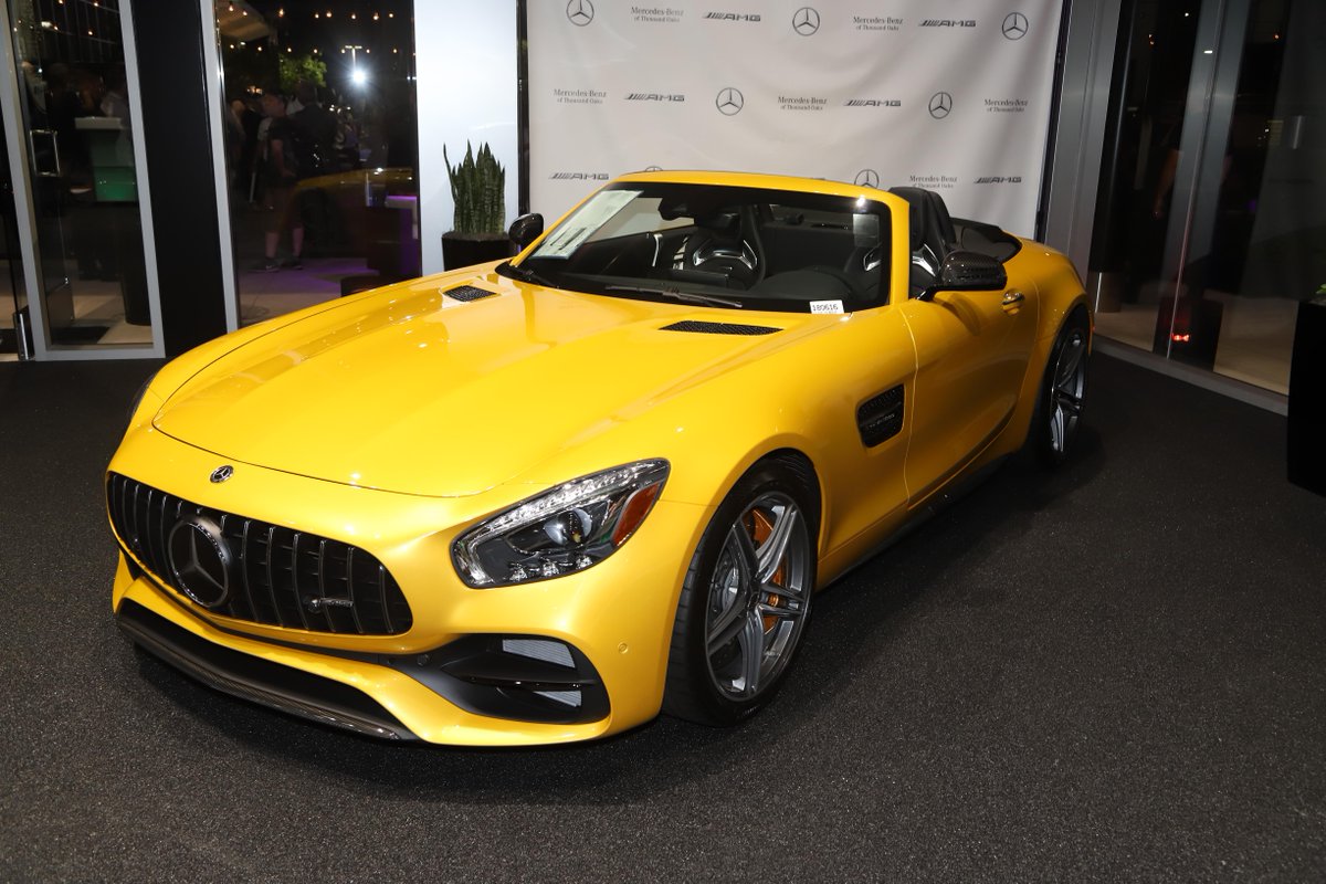 The Solarbeam Yellow. Mmmmm. #AMGTO 
#MBUSA #R190 #AMGGT #AMGGTs#AMGGTR #AMGGTC #GT #GTs #GTR #GTC #MercedesGT #MercedesGTR#MercedesGTs #MercedesGTC#MercedesAMGGT #MercedesAMGGTs#MercedesAMGGTR #AMGGTsEdition1#AMGGTFamily #AMGGTRoadster
#M178 #V8BiTurbo #V8 #BiTurbo