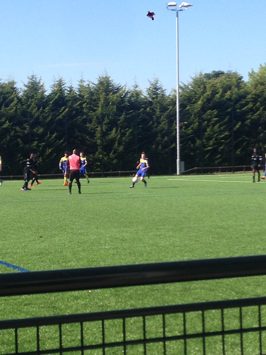 SLSchoolsFA's tweet photo. @STACPEandSport vs @CharterPEdept in the final of the under 19's South London Cup at @longlanejfc today. https://t.co/tWtfEzVK2k