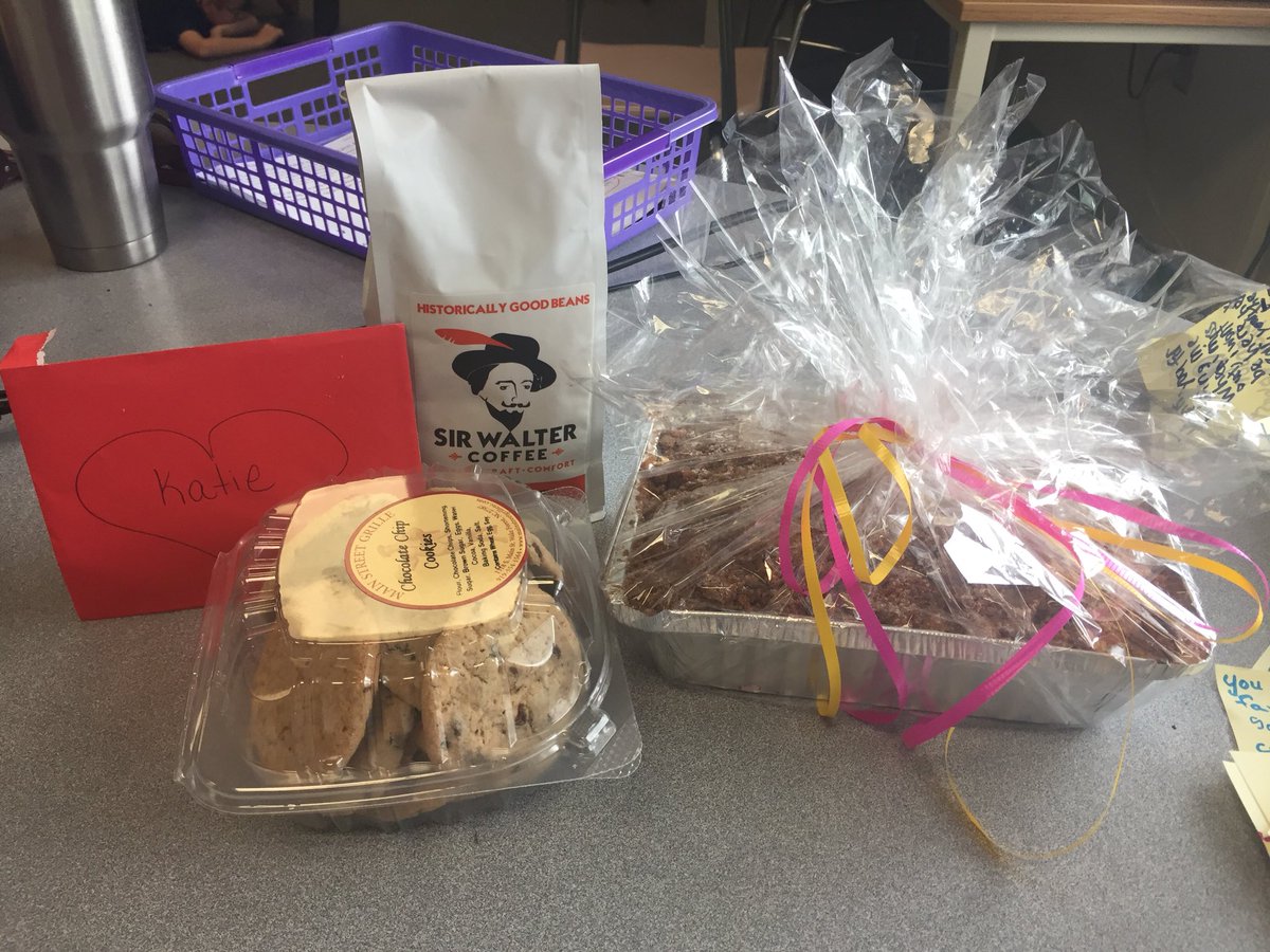 When you have the sweetest team that leaves a sweet surprise on your desk while Dunbar “distracts” you 😂