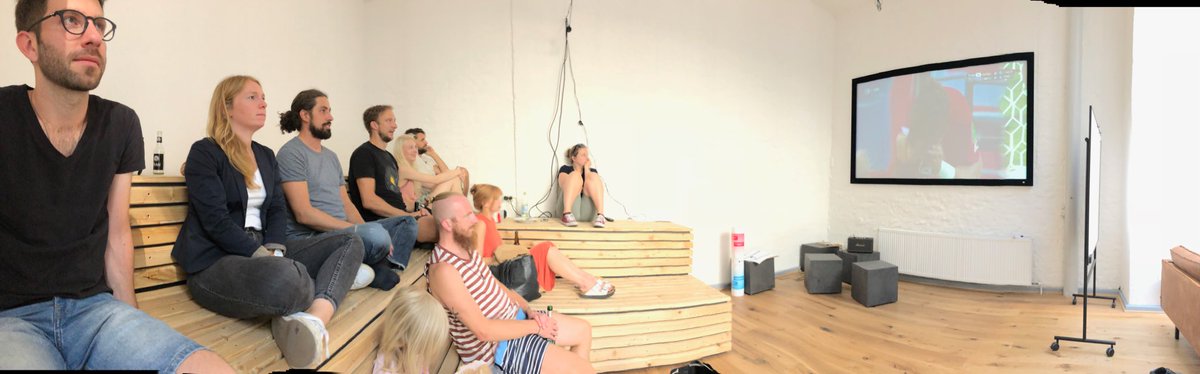 Fernsehecke bei den uxperten 😉 #wm2018 #wm #daumendruecken