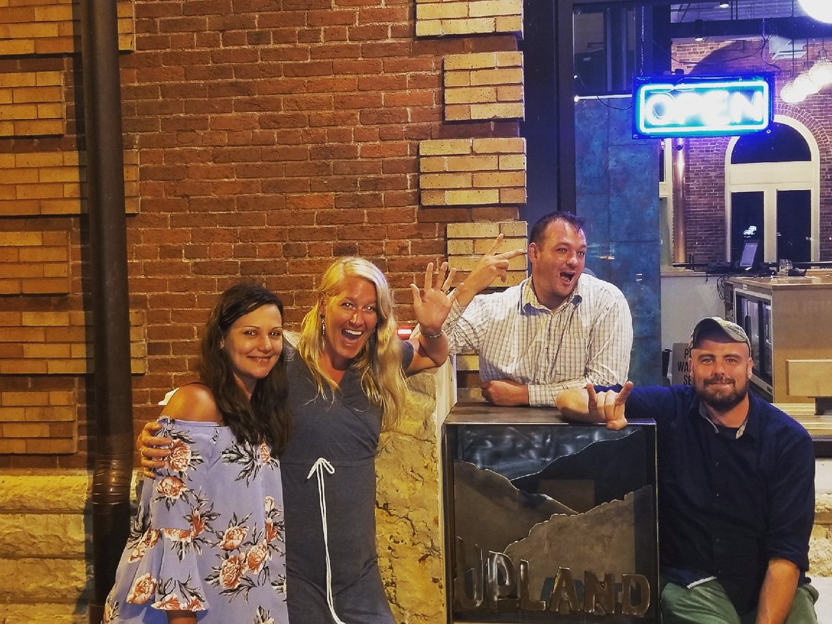812farms's tweet photo. Celebrating at @UplandBrewCo #pumphouse after securing zoning for our brewery and restaurant at our hop farm! #INbeer #INhops #indianacraftbeer #hops #localbrew @IndianaOnTap @RobertRolfeFedd @inhopgrowers @DrinkIndiana @Indybeersleuth https://t.co/xVQQ14MT5C