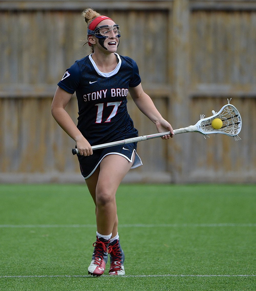 IWLCA's tweet photo. 10 Things You NEED To Know Before Playing College Lacrosse https://t.co/XsF1KRKNuB https://t.co/WXkT7ORADZ