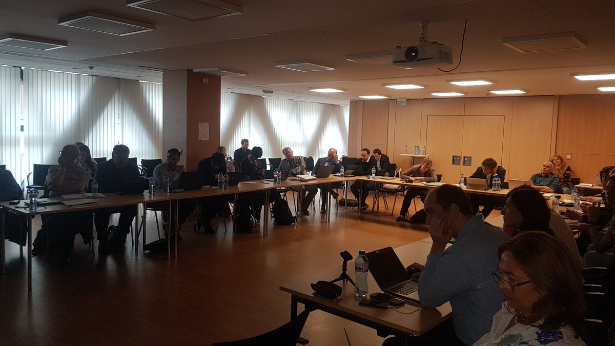 EKTgr's tweet photo. #EKTgr coordinating the #DigitalInnovationHub #DIH #NCP training in #Sofia during #DA18eu coorganised with #IICT_BAS both as #ICT_IDEALIST partners. Panel: #TNO_Research, #TU_MUENCHEN, #athenaRICinfo, #DigiHubLog #EURODYNAMICS #Crobohub #DG_connect | Sustainable Business Planning https://t.co/9bKc6U2kLd
