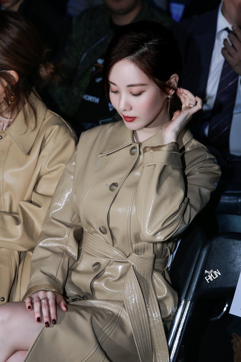 allthathyun0628's tweet photo. 180324 sfw low classic  #서현 #YourTimeSeoJuhyun #서현아생일축하해
https://t.co/myFi60hy8j https://t.co/16bCoOtqQ2