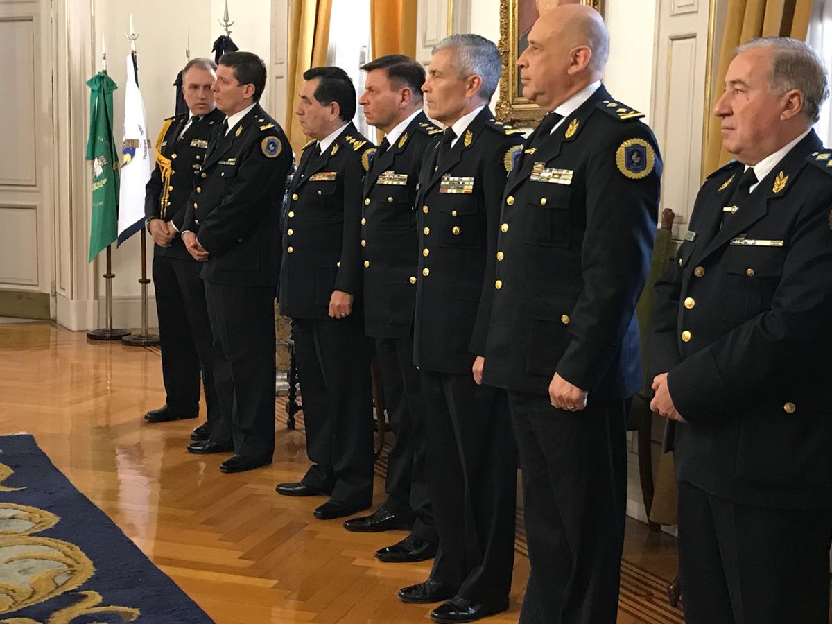 PFAOficial's tweet photo. El Jefe de la #PFA, Crio. General Néstor RONCAGLIA mantuvo un encuentro en el marco del fortalecimiento de los vínculos entre nuestras naciones y el intercambio de información en materia de seguridad mundial.#Interpol #LawEnforcement #VisitaProtocolar #PoliceCoperation 🇷🇺🇦🇷 https://t.co/OhMVd7Ky9Y