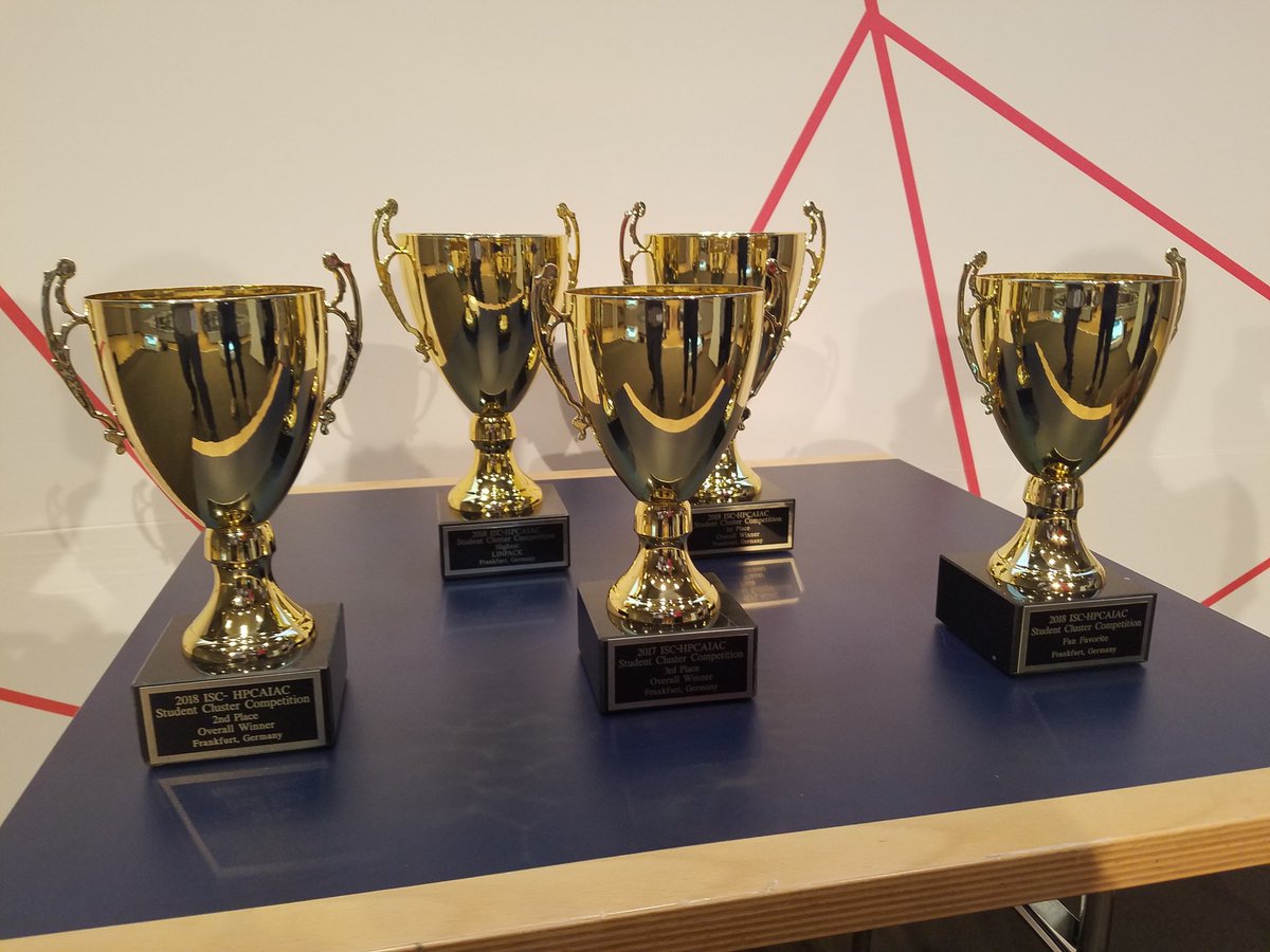 ophirmaor's tweet photo. #ISC18 #SCC18 @ISChpc

We are welcoming you to Panorama - 2 hall to the Award Ceramony Presentation, to see who is going to win the student cluster competition for 2018!! 

@teamepcc @UHH_ISC_SCC @HPCNC_KU @BerryWhiteSCC18 @realntuhpc @hpccouncil @filippospiga @paklui @JaekyuCho https://t.co/eItiE9mRGN