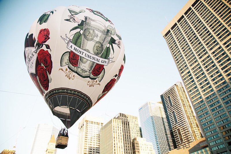 eatdrinkbecarrieFR tweet media