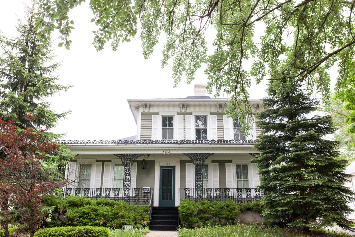 REMAX_1st_IL's tweet photo. Brittany Ross would love to show you the #listing at 413 Clark Street #Marseilles #IL  #... https://t.co/Z5zns8F1PL https://t.co/Z3KBsNa3l5