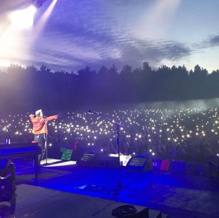 A massive shout out to the GB Band and Crew for all your hard work these last few months. Have a great summer! #garybarlow <a href="/GaryBarlow/">Gary Barlow</a>
