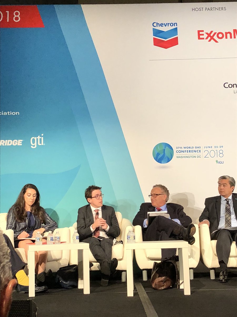 CliveDCruz1's tweet photo. Extremely insightful knowledge sharing and collaboration at the World Gas Conference.  Strong Australian contingent also with our customers, government and industry experts present plus pipeline owners.  Great to hear from AER expert Jeremy Llewellyn yesterday on regulation also. https://t.co/8SfXJ6lFaW