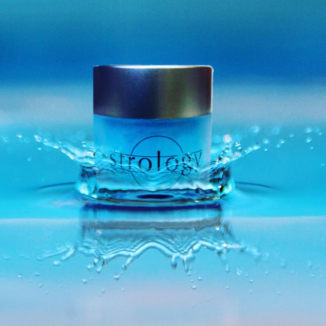 StrologySkin's tweet image. Give your skin a blast of hydration with our oil-free moisturizing facial gel.  #skincare #skincaretips #facegel #hydration #Summer #Summer18 #Strology #Strologyskin