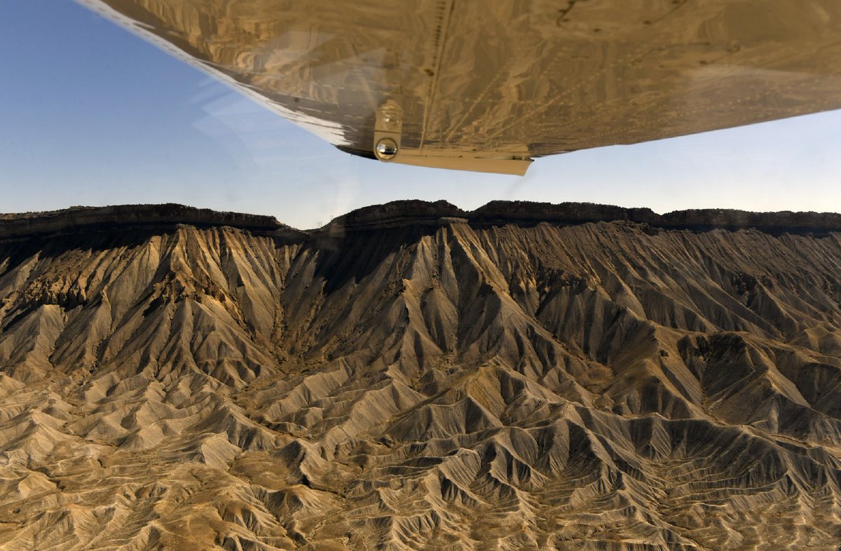 denverphotos's tweet image. PHOTOS: An aerial view of Colorado’s Western Slope dpo.st/2tzUvgZ
