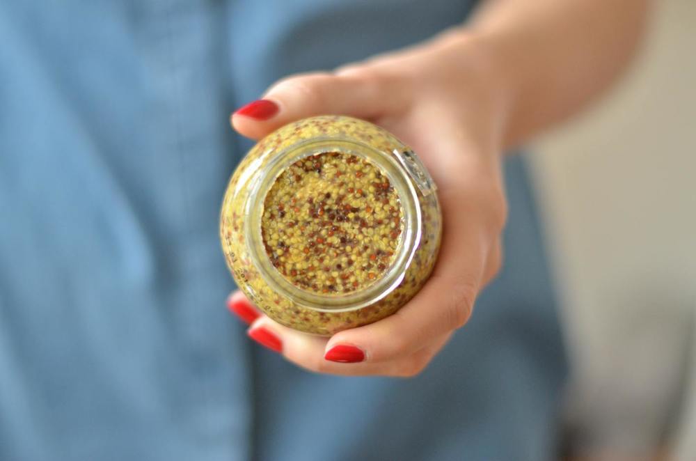 Did you know that every jar of Maille has 60% Canadian seeds? Go ahead, take a peek! 📷: get-hungry.com