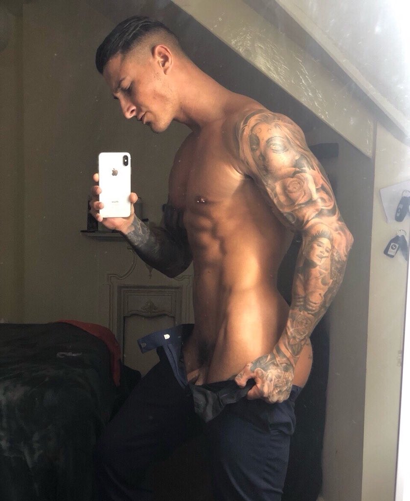 Медиафайл может носить деликатный характер. 