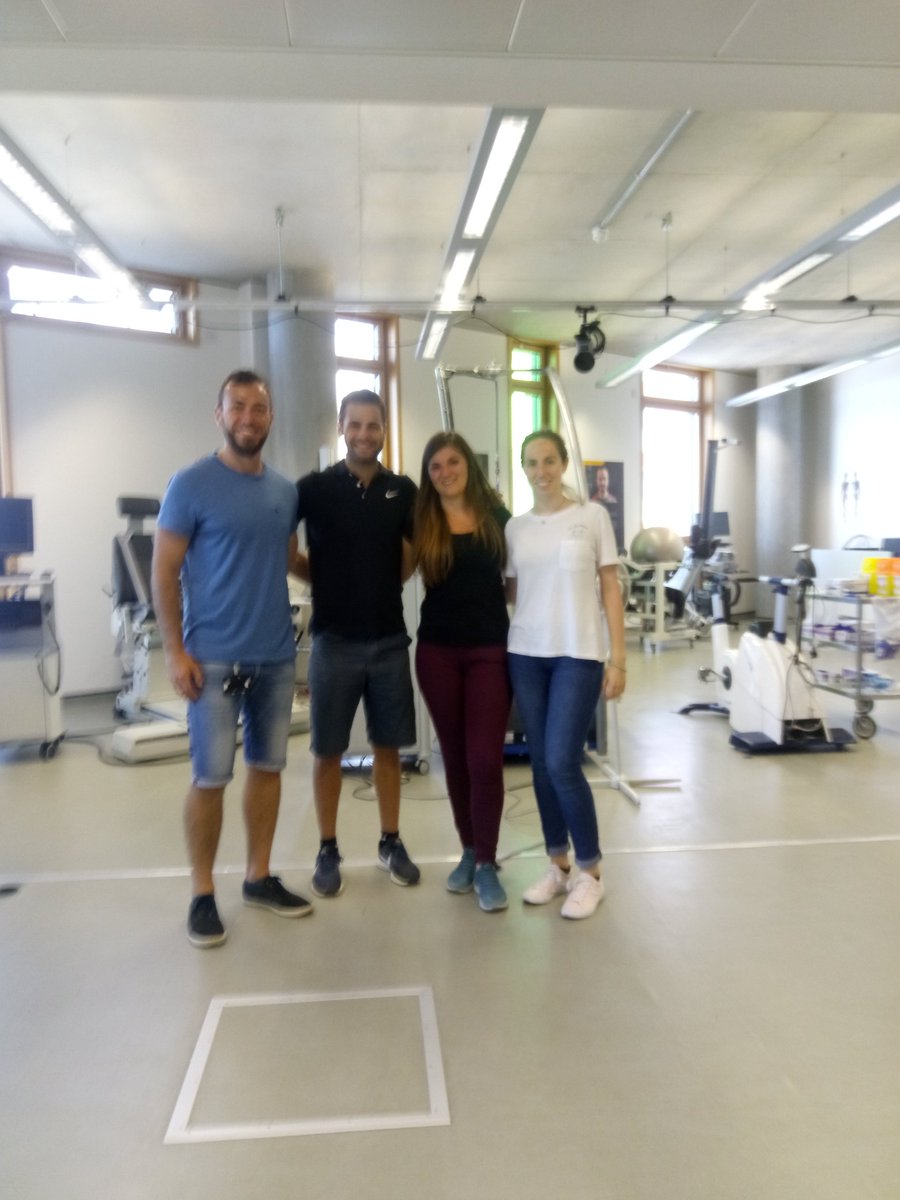 davit_Fernandez's tweet photo. Warm receiving at @UOS_SportSci by @Cris_R_Hernando and @L_Figal. Great opportunity afforded by @EusesFisio @EUSEScafe for letting me see "in situ" how @Alex_T_Latinjak works in this cozy and quite town. Also appreciate Marco Beato for sharing your experience and explanations! https://t.co/9fxondAzHp