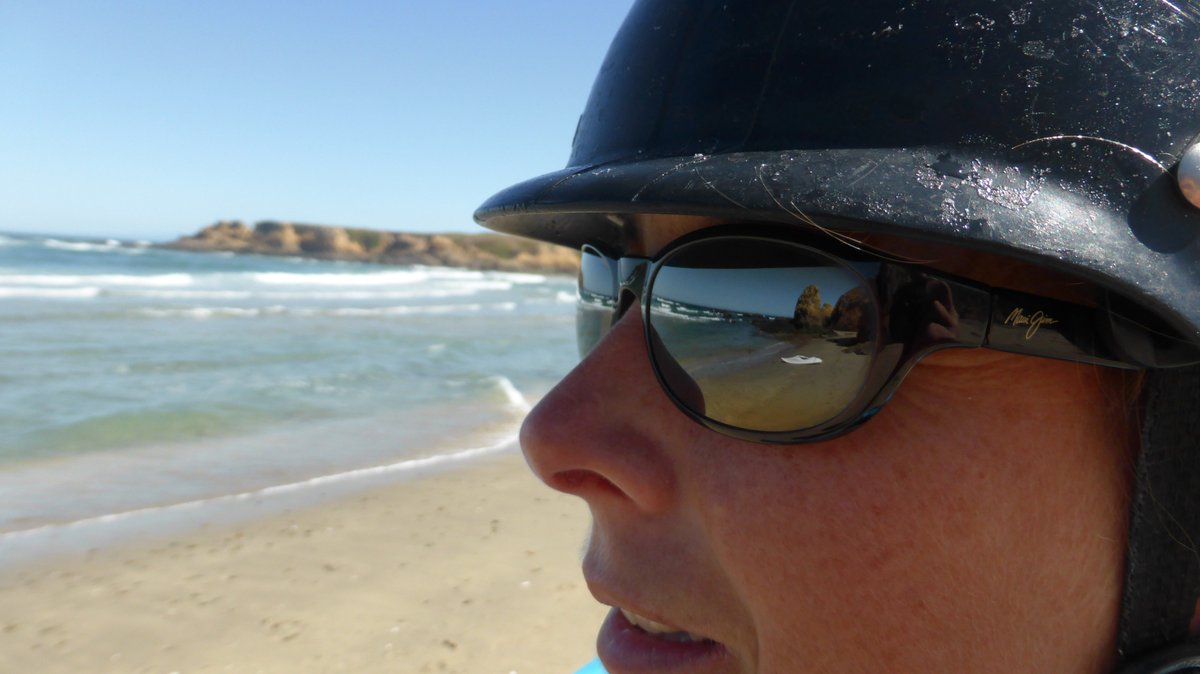 Protect your peeps #NationalSunglassesDay #sunglassesselfie <a href="/OfficialMauiJim/">Official Maui Jim</a>